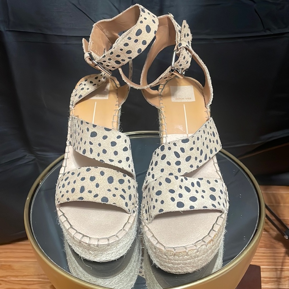 Dolce Vita Shayla Leopard Suede size 9.5